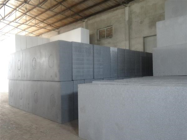 石墨聚苯板属高性能阻燃难燃B1级